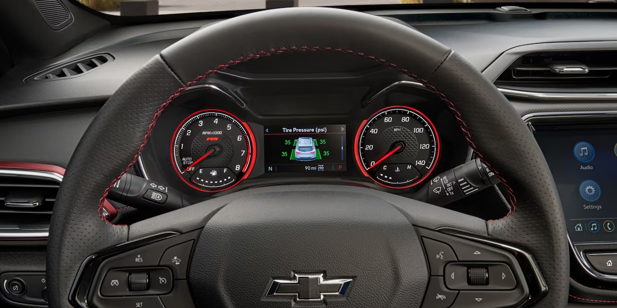 2023 Chevrolet Trailblazer Sporty Small SUV Interior Close-Up of Driver Information Center - Barnes Wheaton GM South Surrey