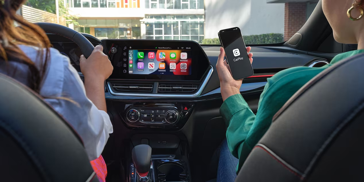 2024 Trax Apple Carplay - Barnes Wheaton GM South Surrey