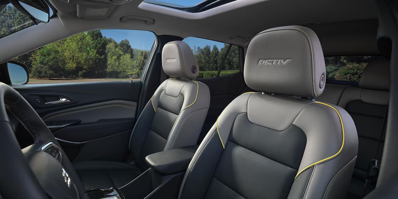 Front Seating Overview of the 2024 Chevrolet Trax Activ - Barnes Wheaton GM South Surrey
