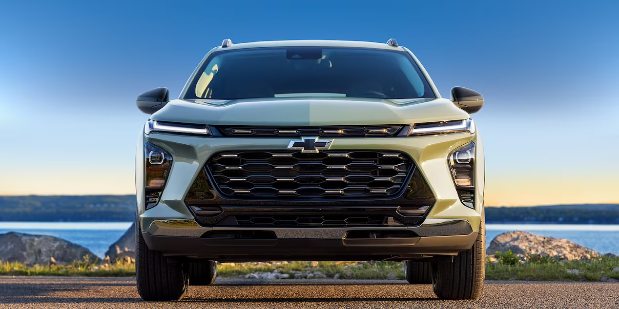 Scenic Front View of 2024 Chevrolet Trax Activ - Barnes Wheaton GM South Surrey