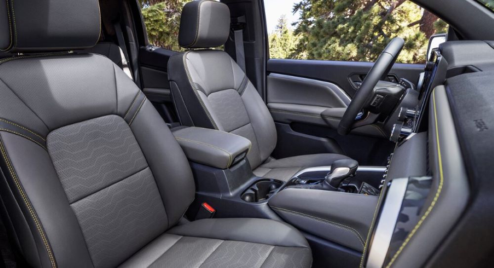 2024 Chevrolet Colorado Seating